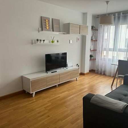 Apartamento En Gijon Con Garaje Y Wifi Εξωτερικό φωτογραφία