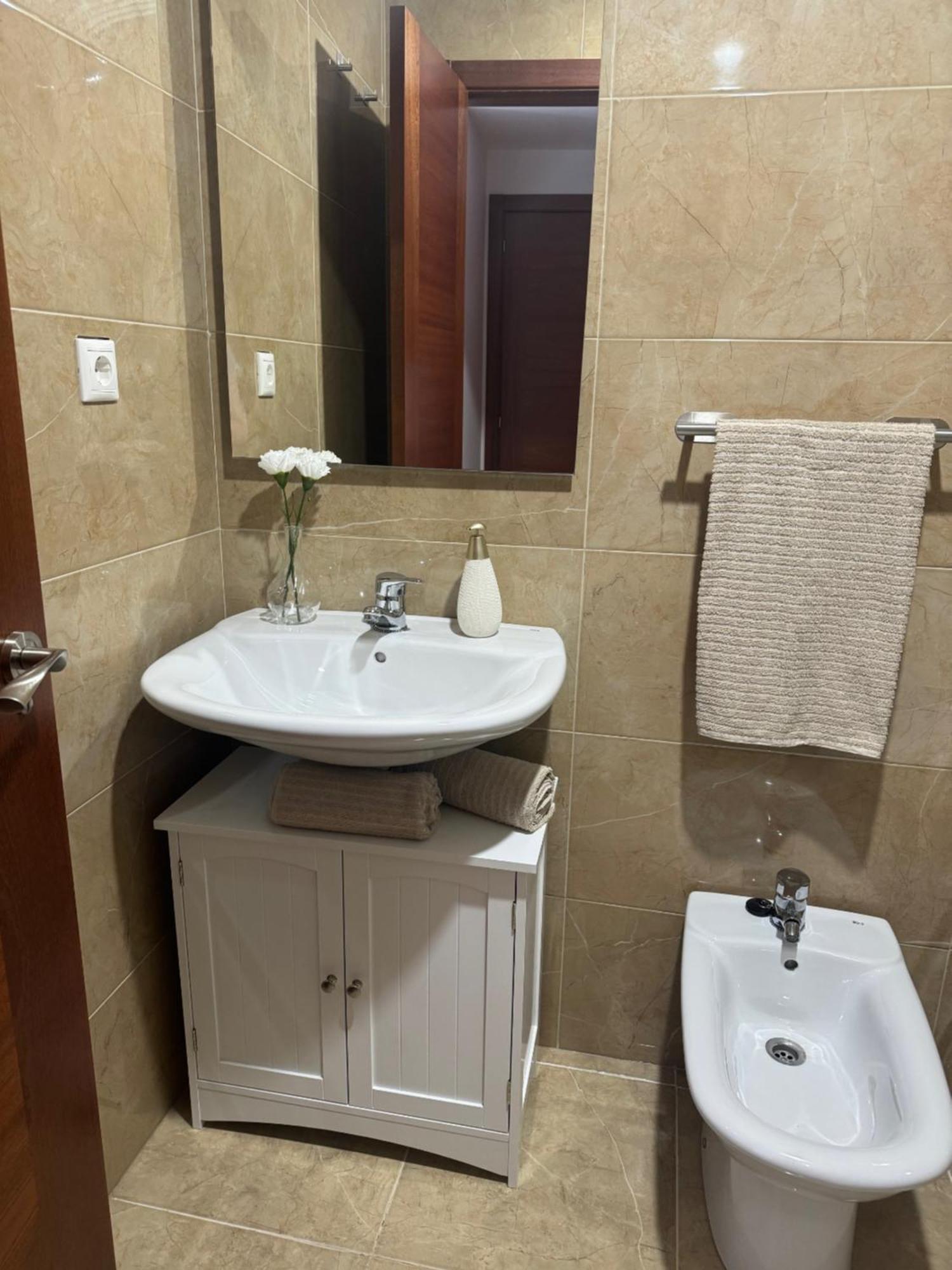 Apartamento En Gijon Con Garaje Y Wifi Εξωτερικό φωτογραφία